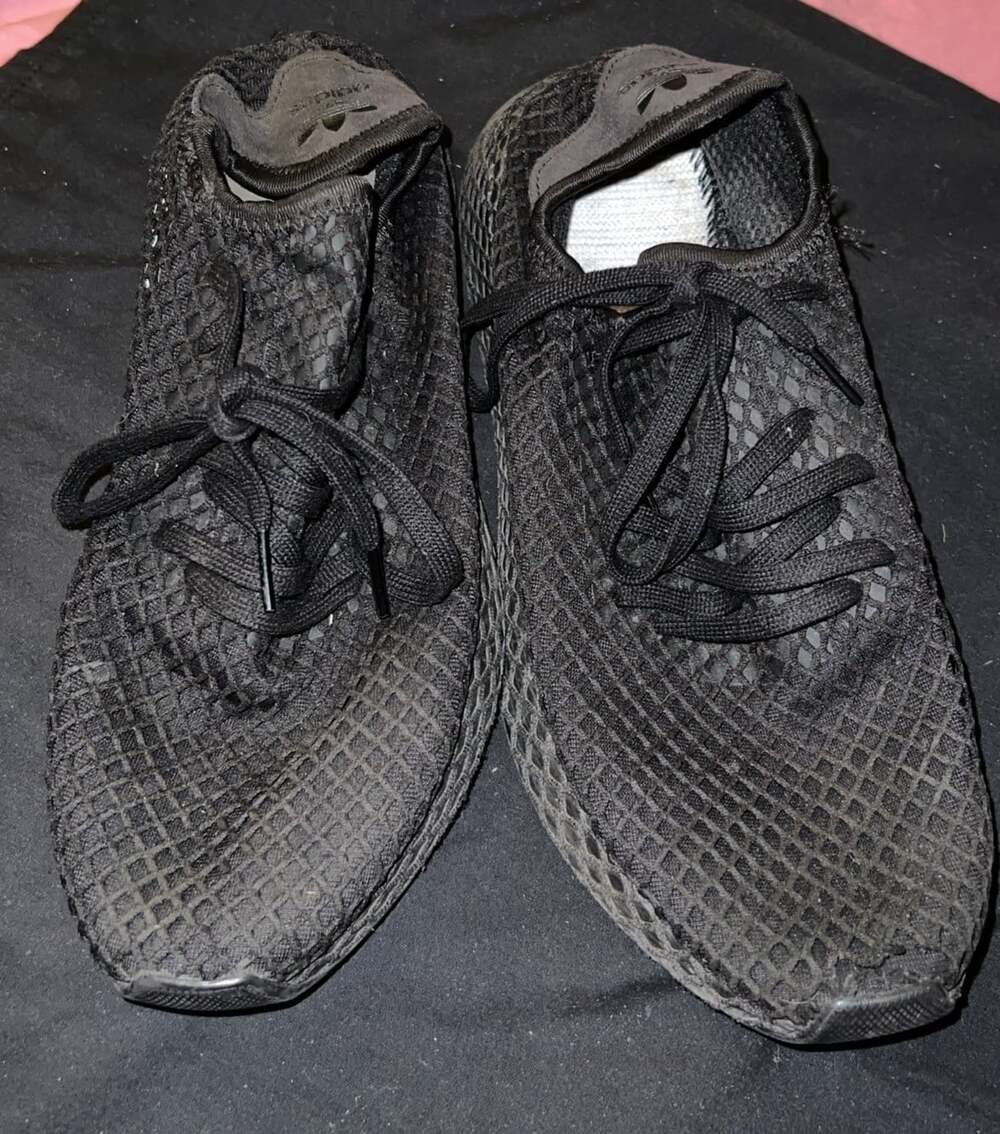 adidas Deerupt Runner Triple Black Mesh Sneakers Men’s Size 10